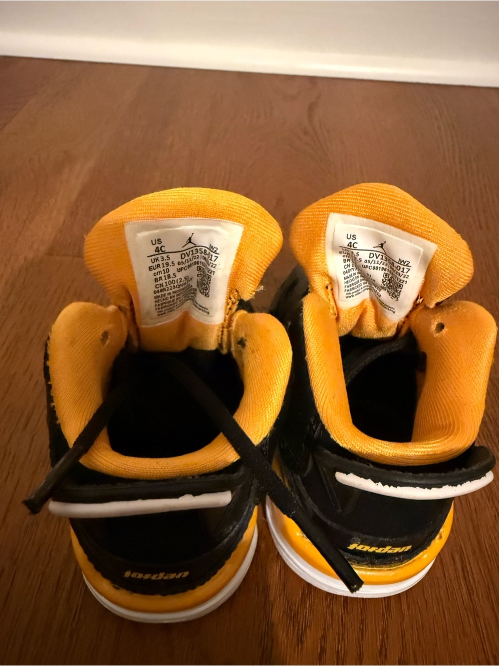 Nike Air Jordan Dub Zero TD Black Taxi Yellow Toddler Shoes 4C DV1358-017 - Picture 6 of 7